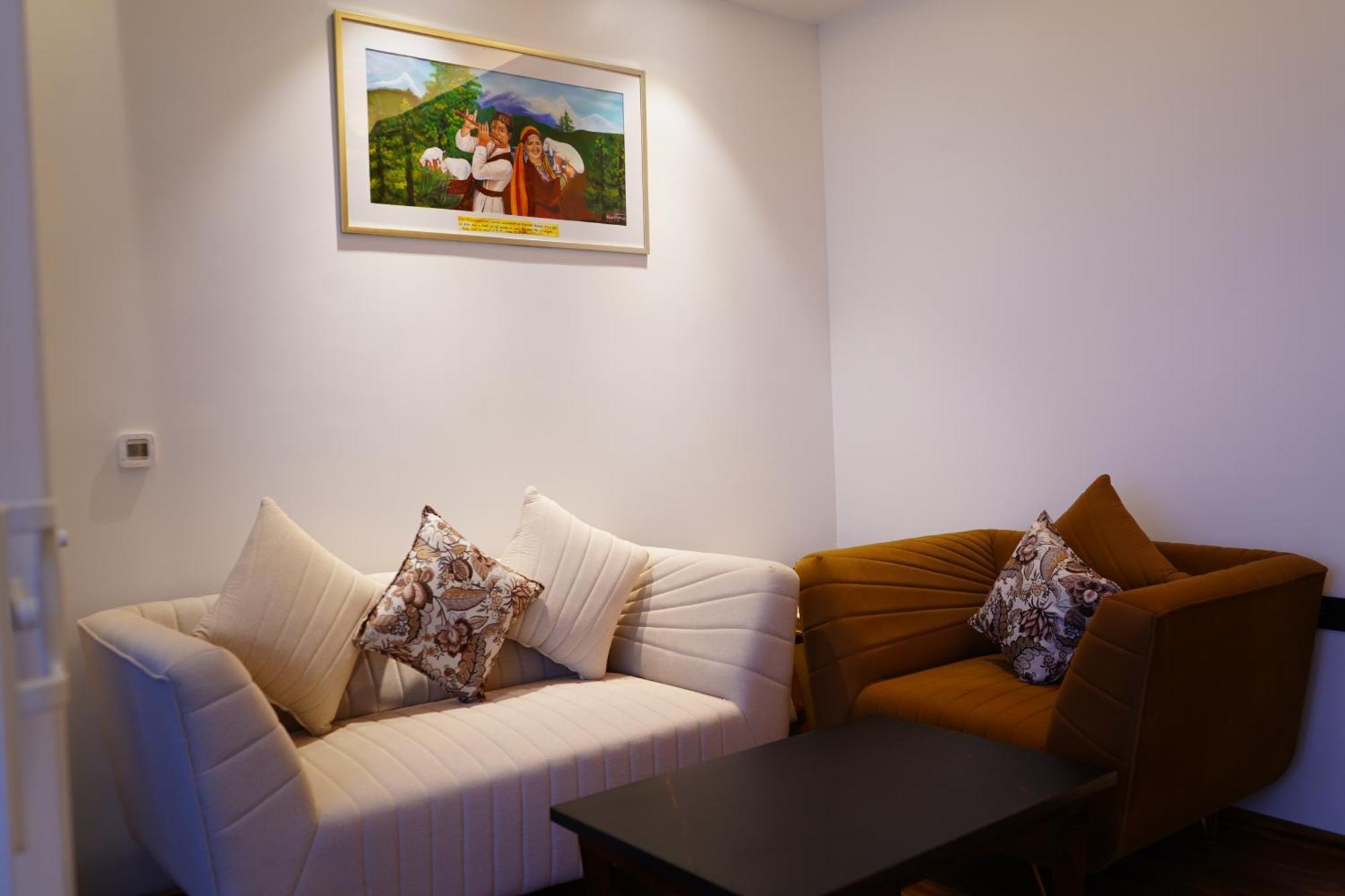 Welcomheritage Natraj, Mcleod Ganj Exterior photo